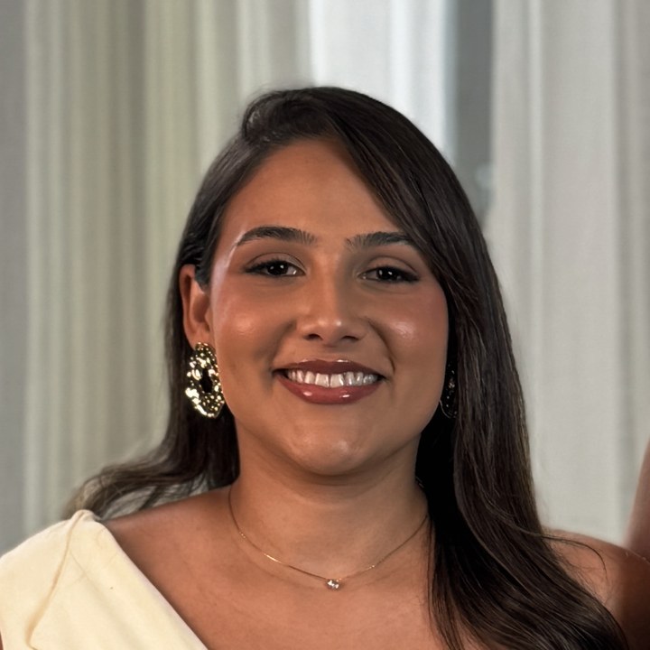 Dra. Rafaela Holanda