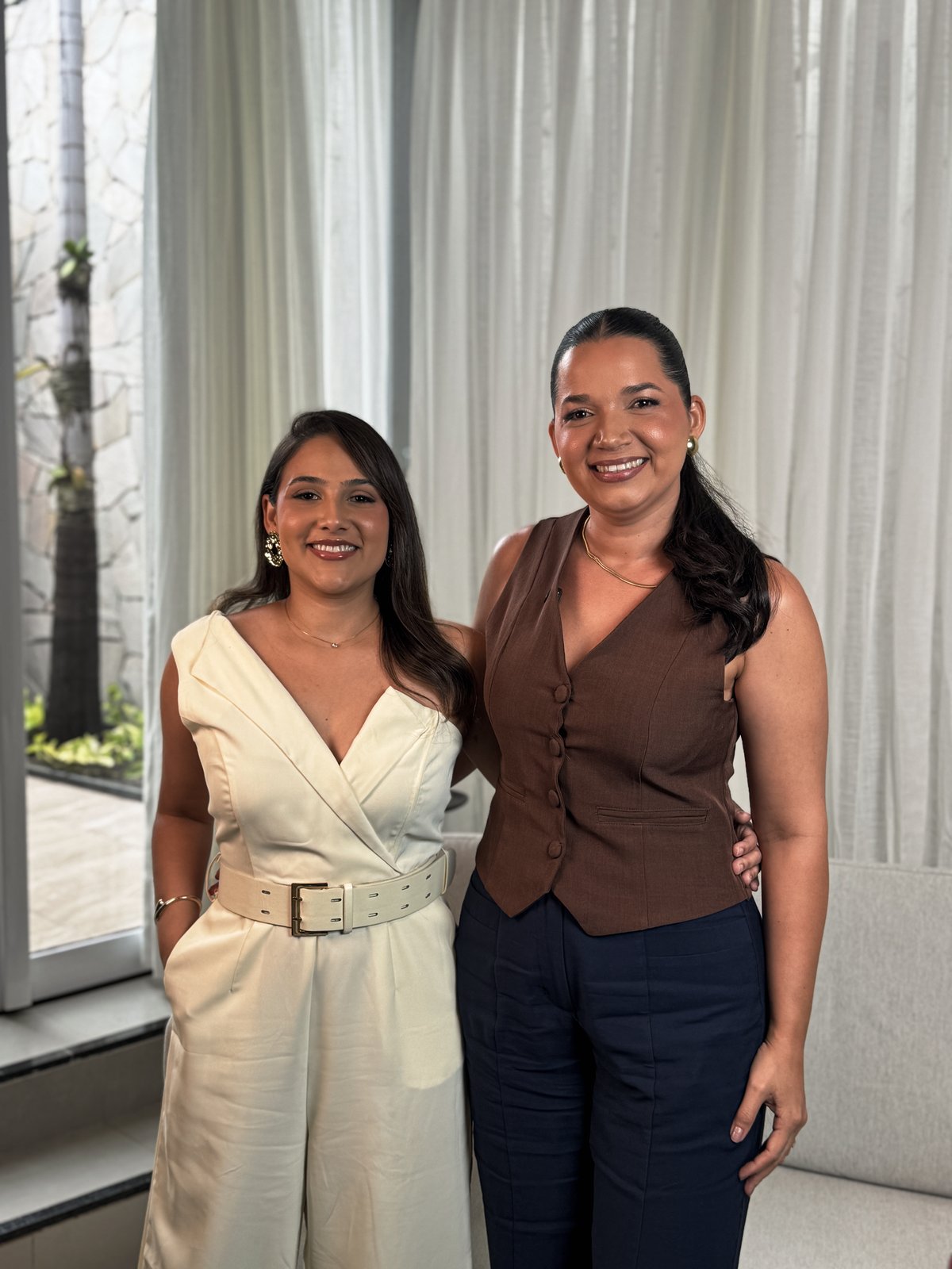 Dra. Rafaela Holanda e Dra. Giullya Dantas — equipe do Protocolo Emagreça com Saúde